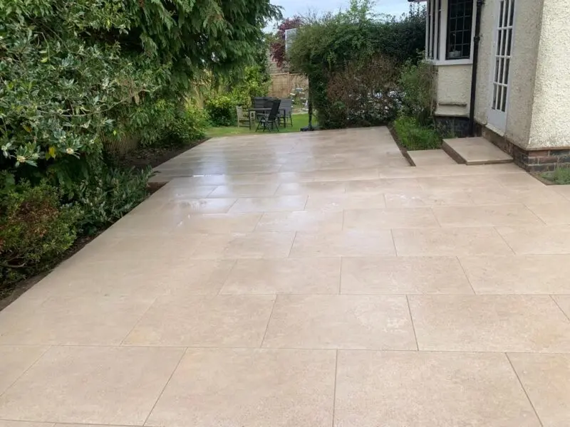 Patios Ashford